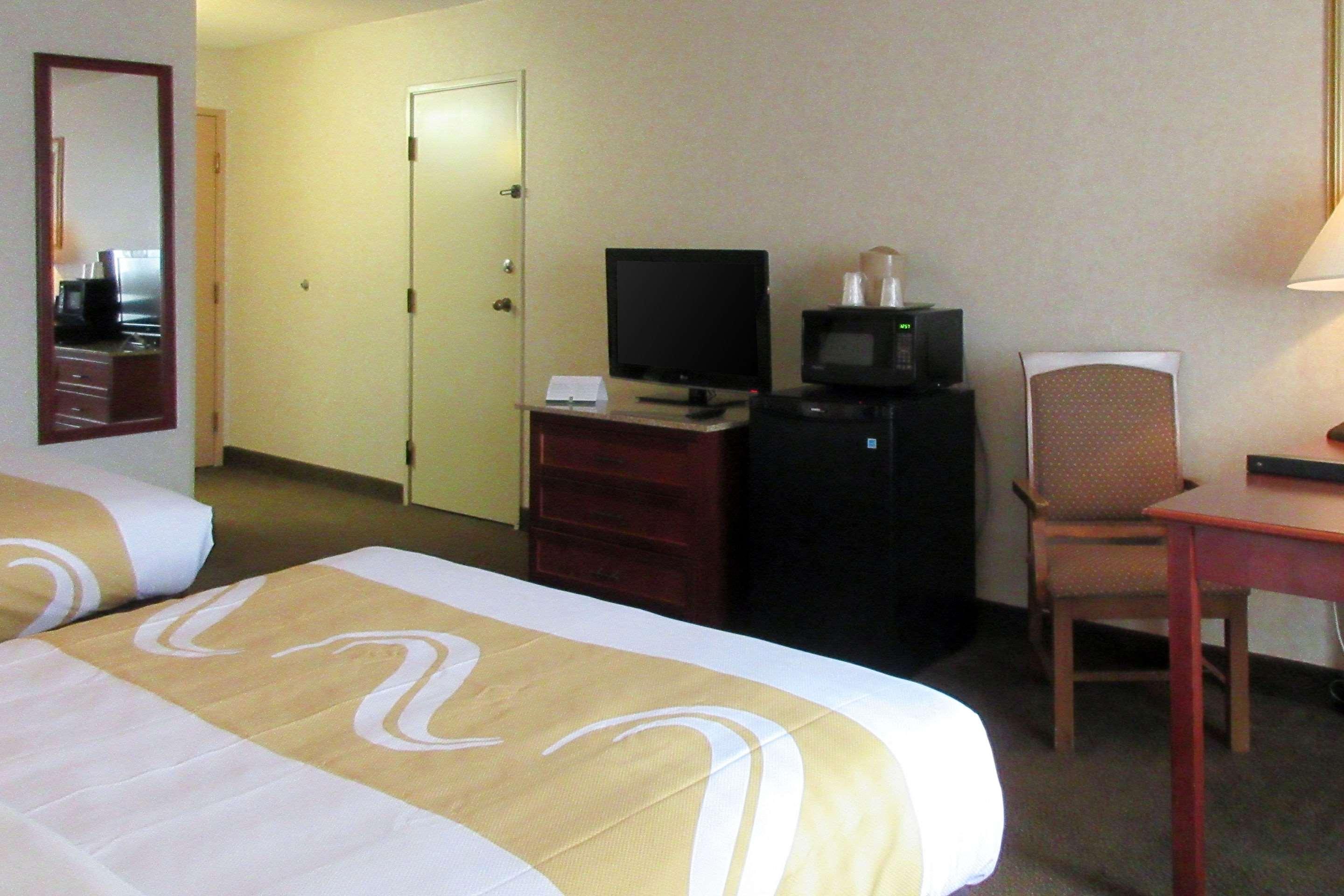 Quality Inn & Suites Albuquerque Downtown University Екстер'єр фото